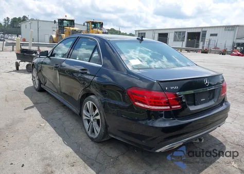 2016 Mercedes-Benz E 350 4Matic z USA, uszkodzony, nr VIN WDDHF8JBXGB211260